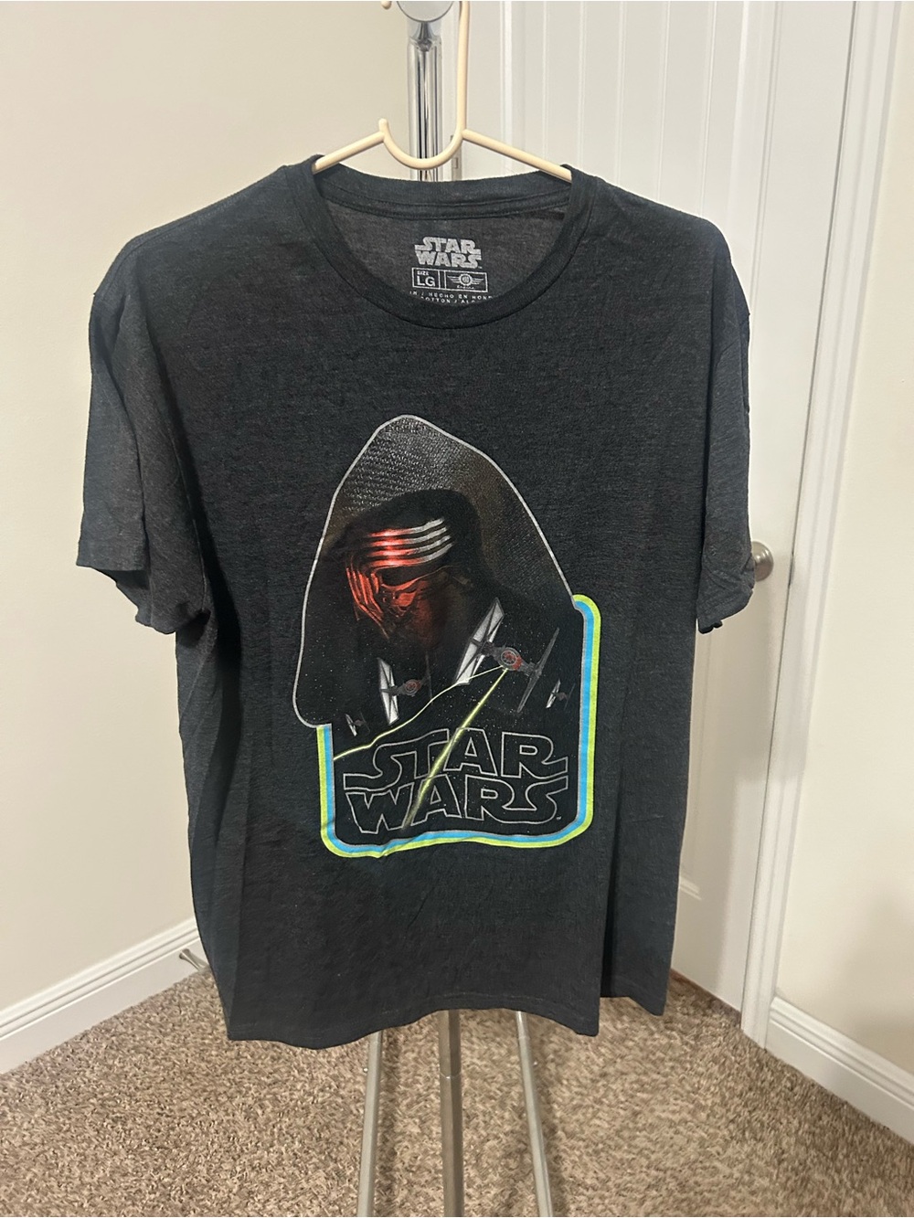 Star Wars Black Kylo Ren Neon-Trim Graphic Tee